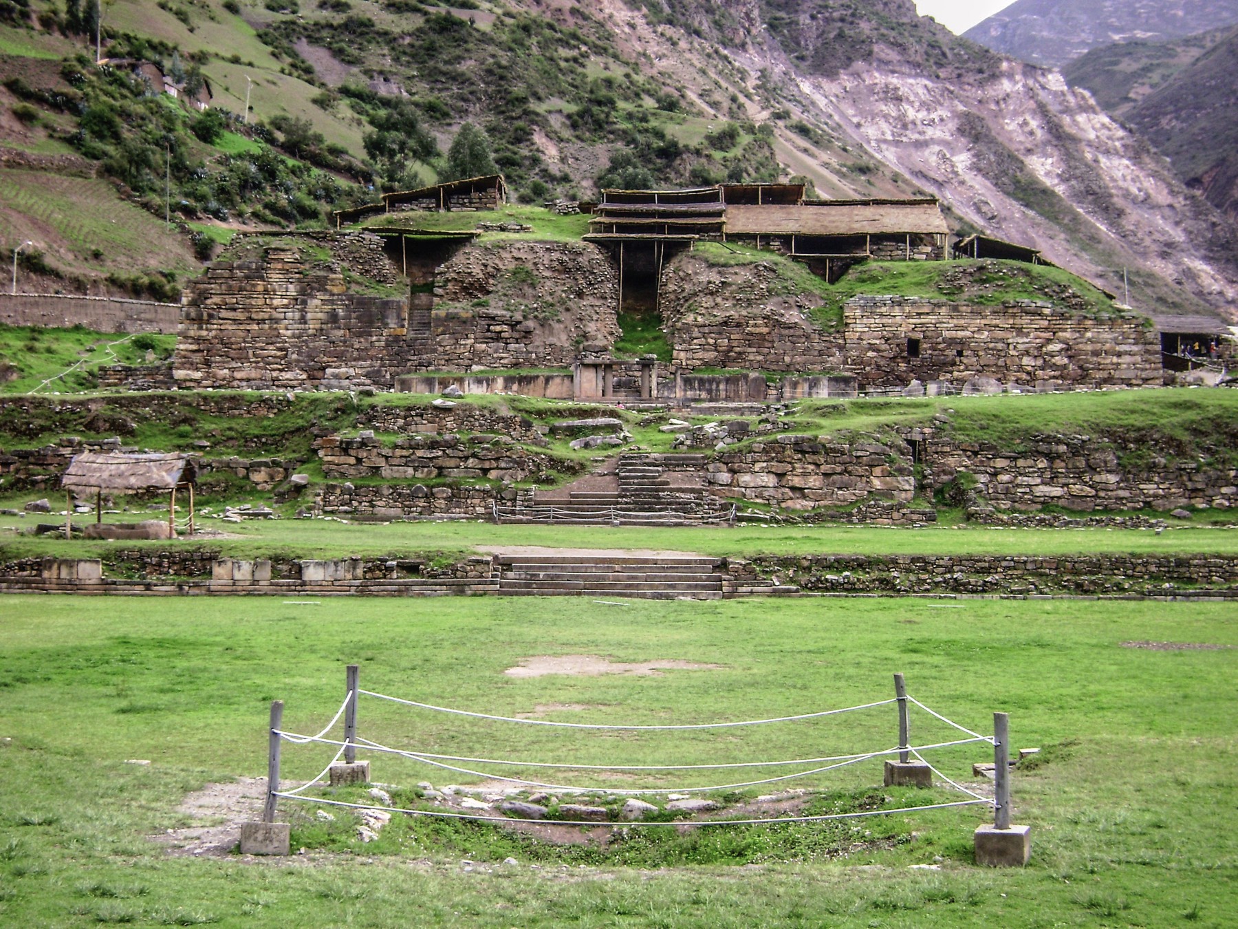 Templo El Castillo en Chavín de Huántar